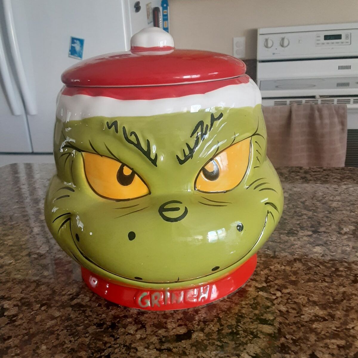 cute Grinch cookie/candy jar