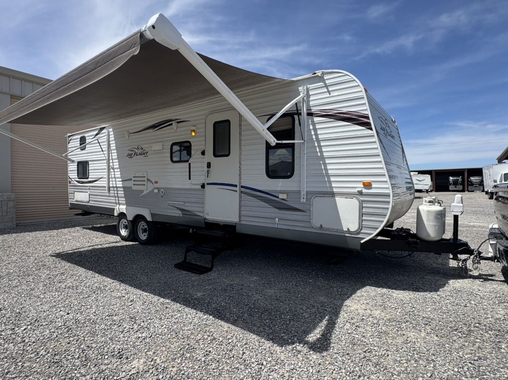 Clean 2012 Jayco Jafkight 4 Season Bunkhouse Slide