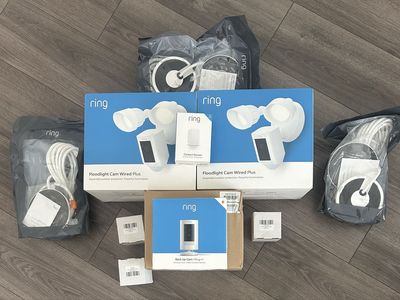Ring Floodlight Cam Wired Plus (x2), Stick Up Cam Plug-In, Contact Sensor, & Accessories