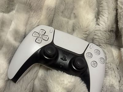 Sony PlayStation 5 DualSense Wireless Controller White/Black