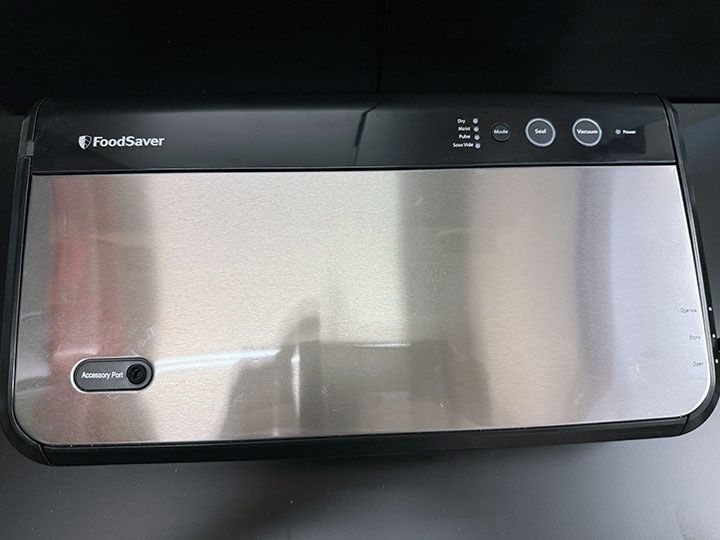 FoodSaver Vacuum Sealer with Accessories