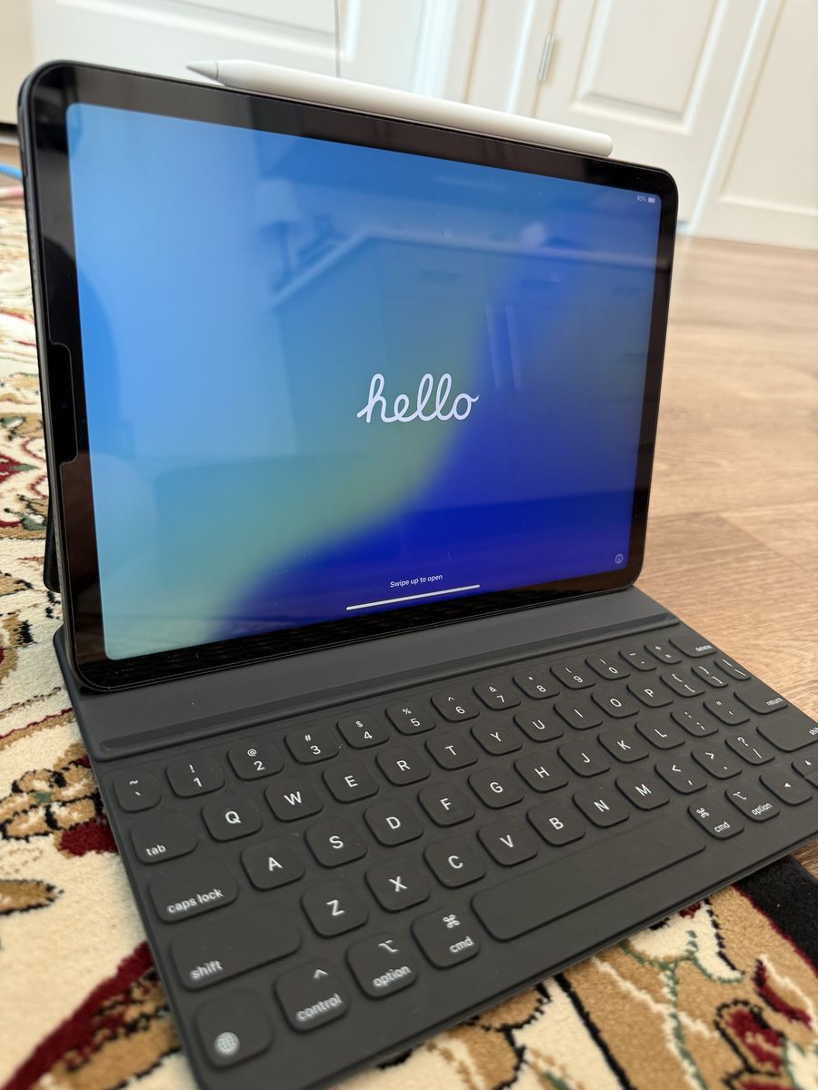 iPad Air 4th Gen w/ Apple Pencil + Apple Smart Keyboard case + etc.