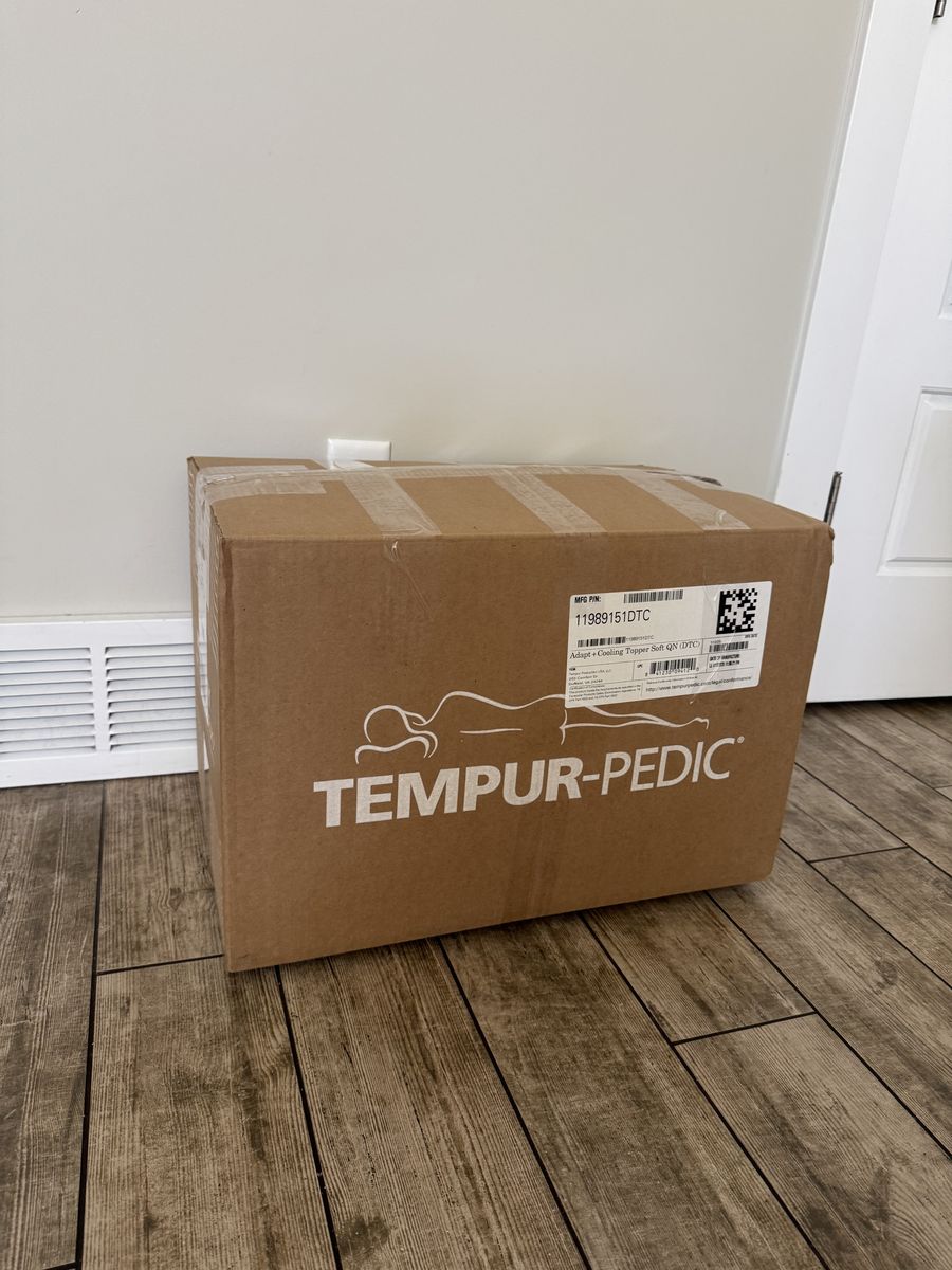 Tempur-Pedic queen sized mattress topper