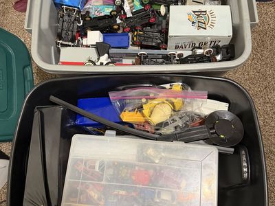 Collectible Die-cast Cars 2 Full Totes