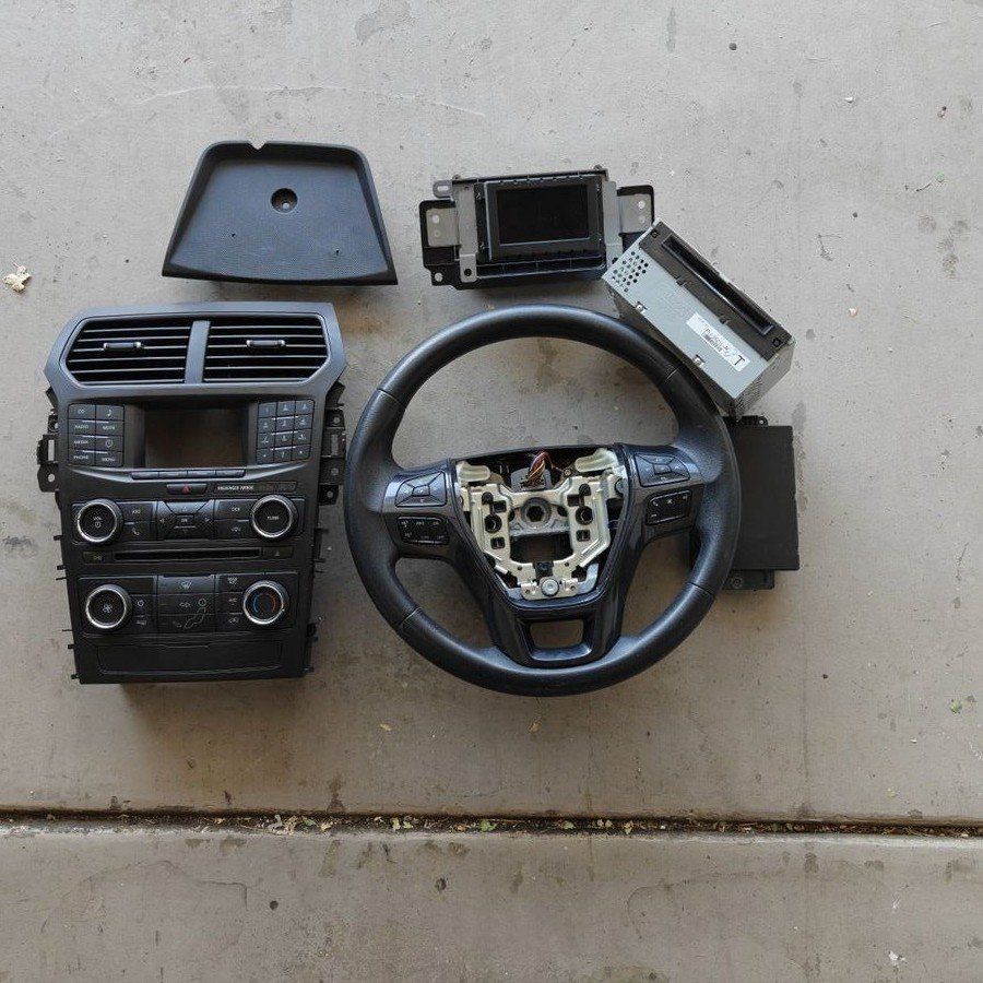 OEM 2017 Ford Explorer Interior Parts Lot - Steering Wheel, Dash Bezel, Stereo Module & Wiring Harnesses