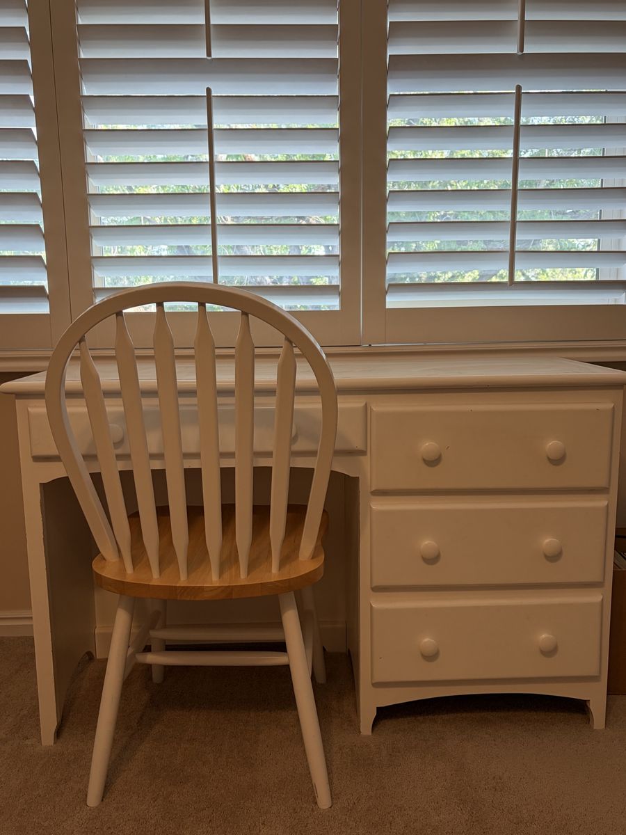 White Wooden Writing Desk with 4 Drawers and Matching Chair Set