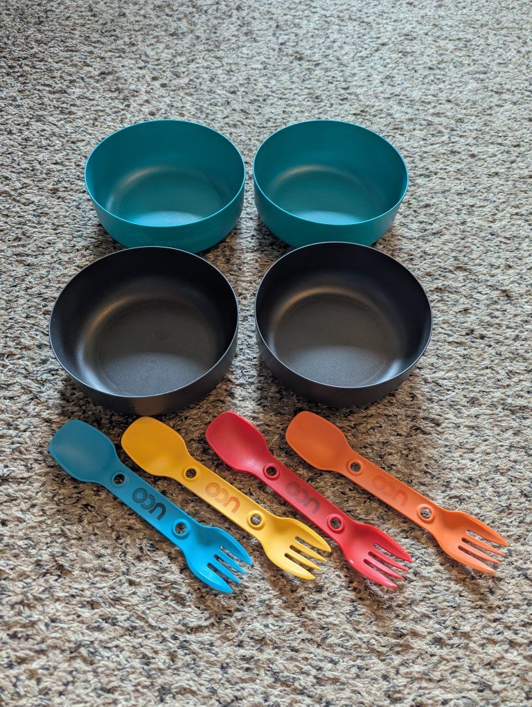 Sea to Simmit amd UCO lightweight dinnerwear kit for hiking backpacking camping