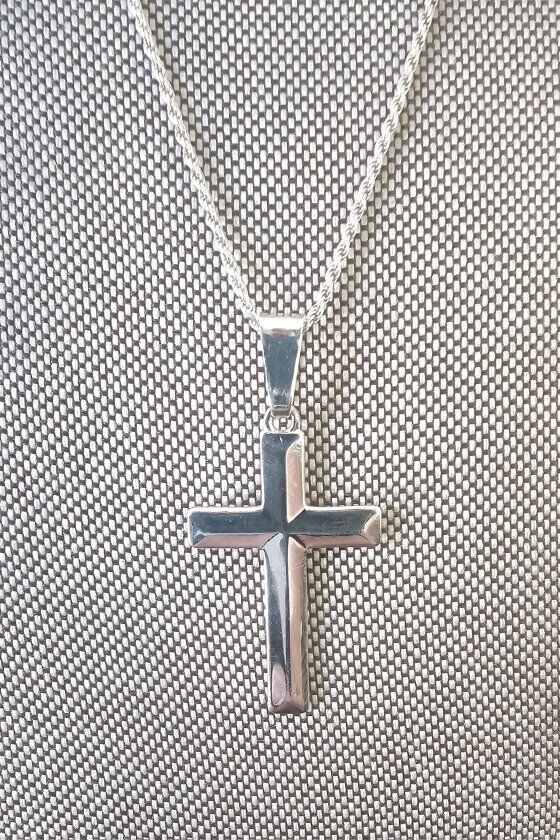 Vntg. Classy SS 925 Shiny Cross Pend W/Rope Chain
