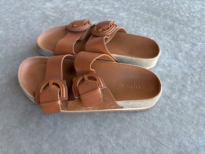 Used VINCE women’s size 7.5 Glyn Double Buckle Slide Sandals $40 cash/venmo in Drape