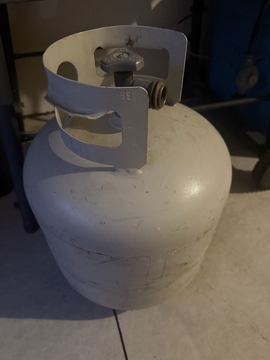 Main image 6