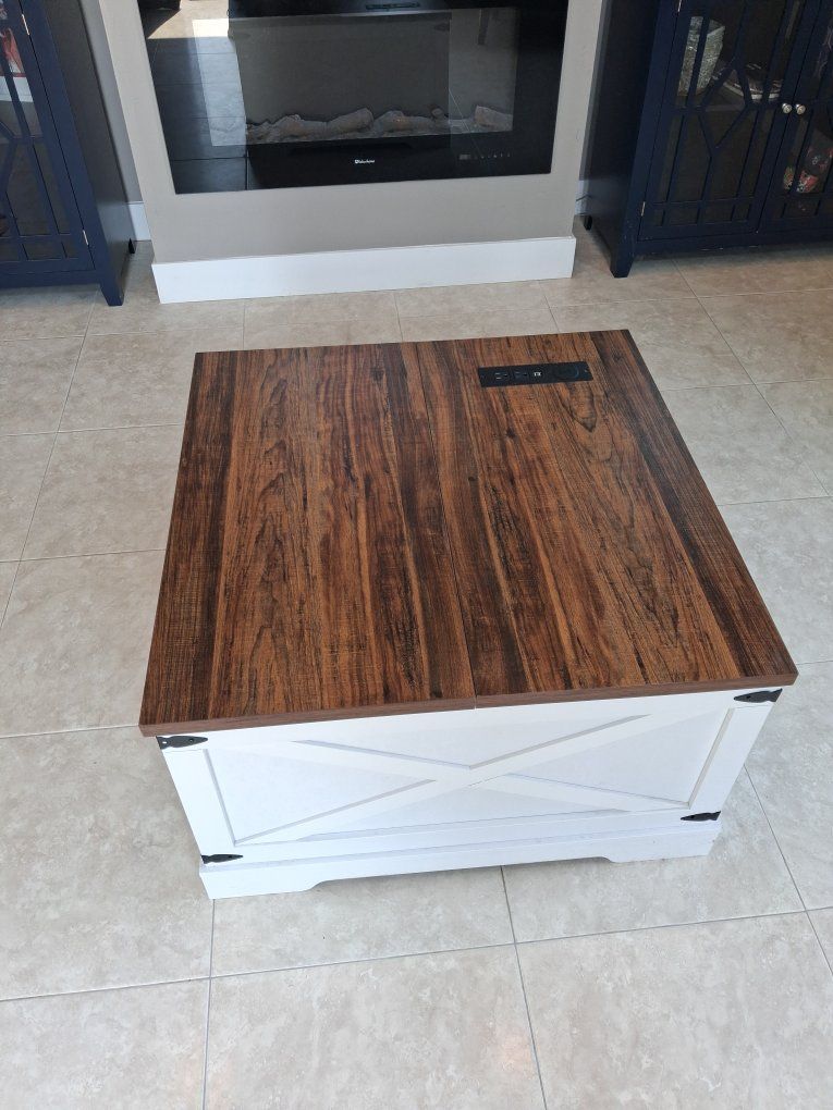 Coffee Table with Storage And Outlets