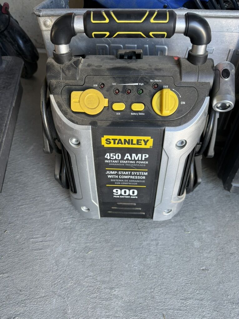 Stanley Jumpstarter And Air Comprrssor
