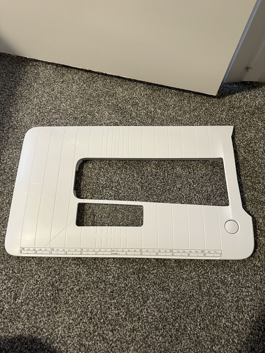 Main image 4