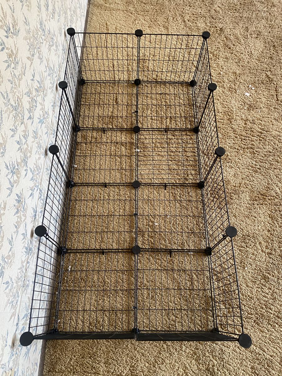 Black Wire Grid Pet Playpen/Enclosure, Modular Design for Small Animals