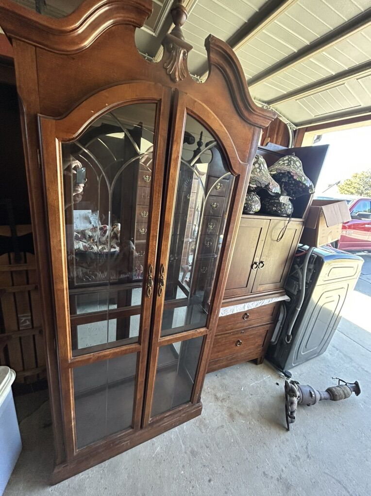 Vintage 7 Feet Tall Lighted China Hutch Or Curio
