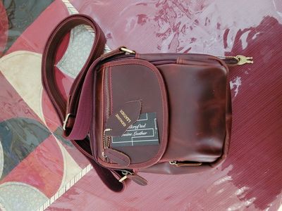 Rroma Leather Concceal Carry Purse.