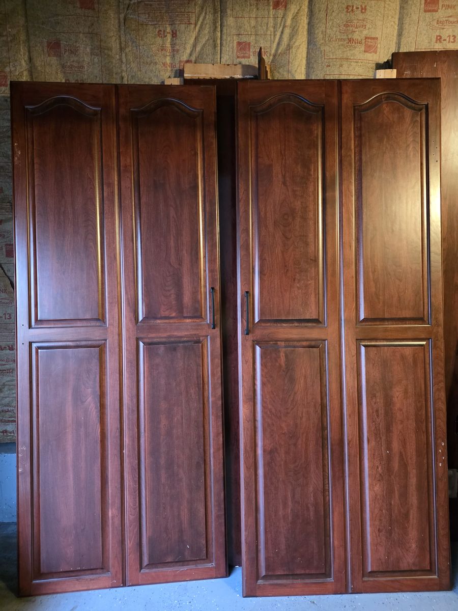 Dismantled queen sized murphy bed