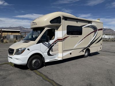 2018 Thor Citation 24SJ Class C Motorhome with only 4,000 miles "Price Reduced"