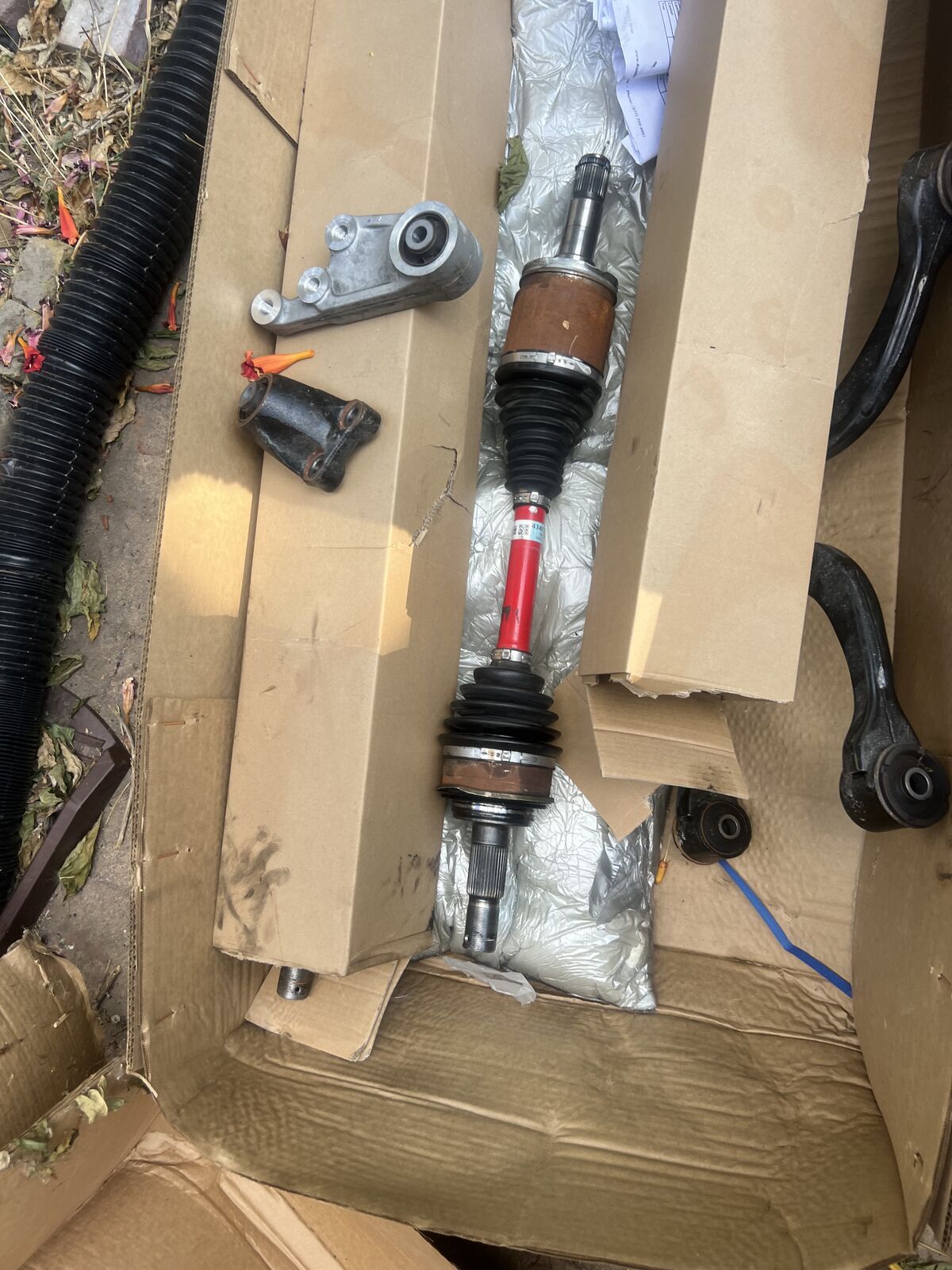 2023 Toyota Tundra stock suspension parts