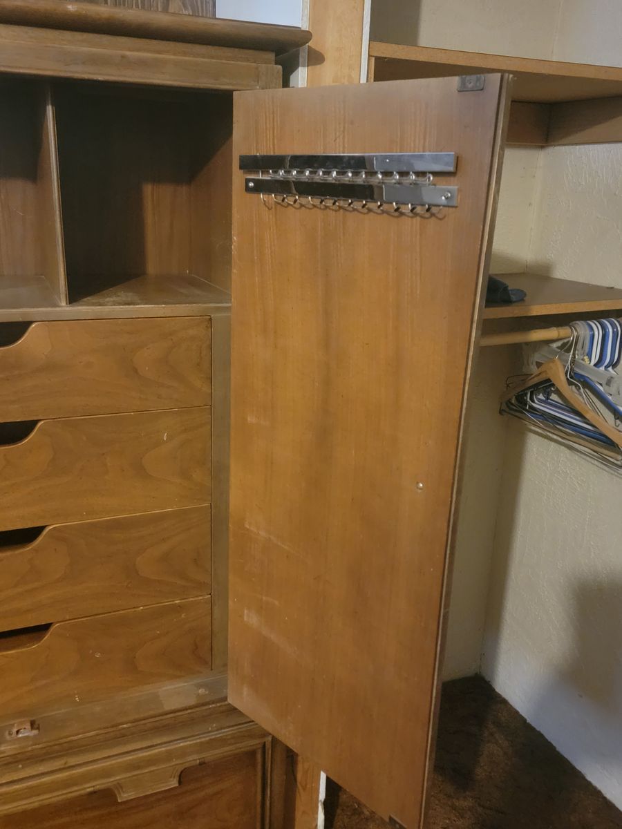 Main image 5