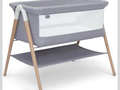 Baby Bassinet - Newborn & Infant Sleeper with Storage Shelf, Adjustable Height for Bedside, Grey