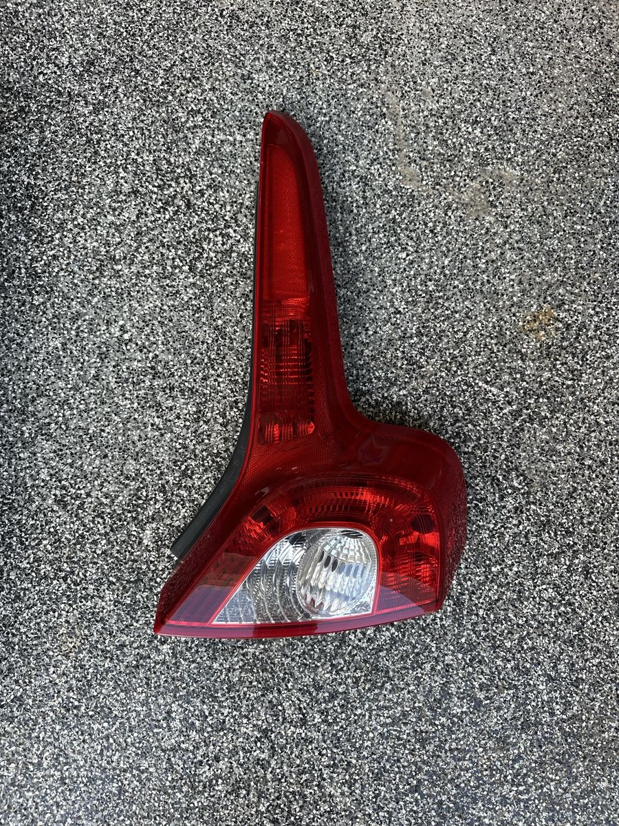 Volvo C30 Tail Light Lens
