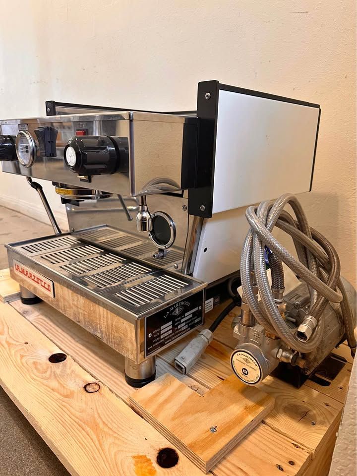 La Marzocco Linea 1EE Espresso Machine