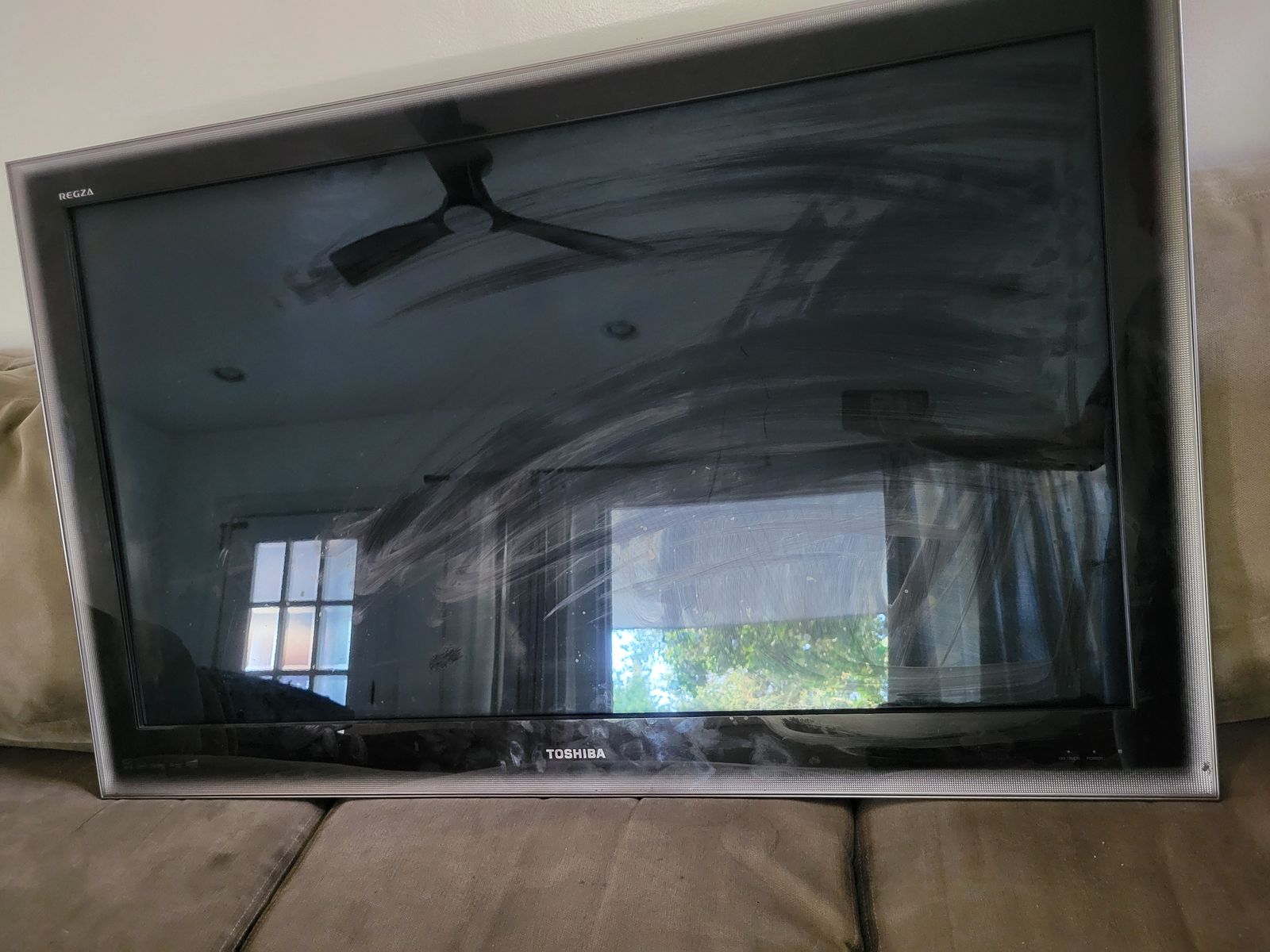 46" Toshiba TV