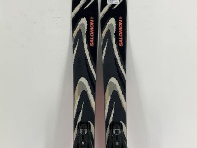 2027 Salomon QST 94 w/ Salomon Strive 11 Demo Bindings
