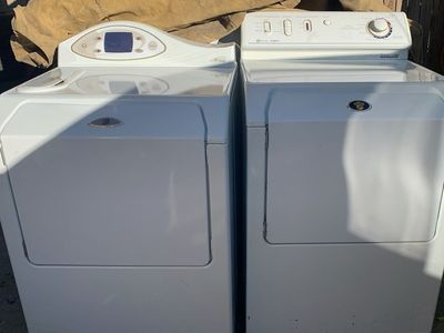 Maytag washer and dryer set