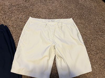 Nike DryFit Golf Shorts W 14