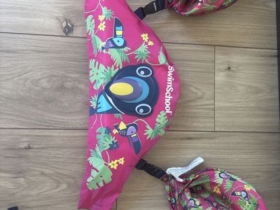 Toddler swim float