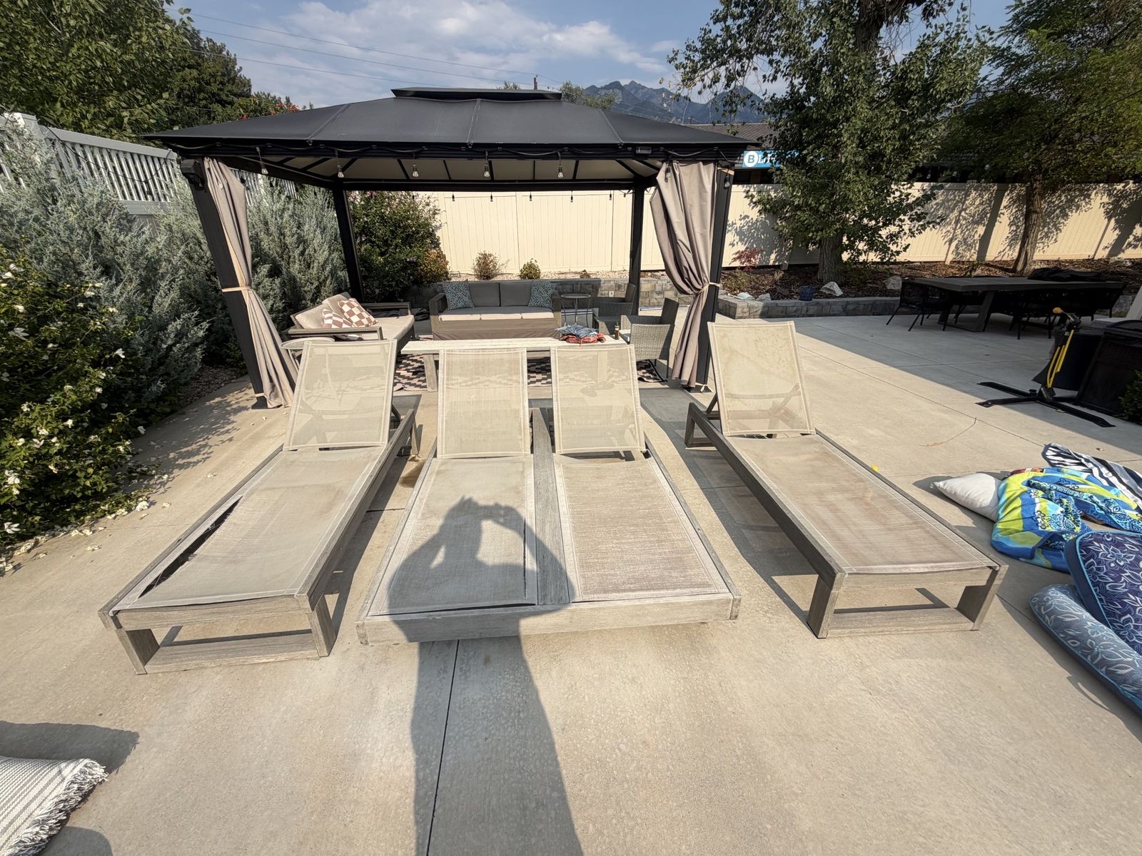 Pool Lounge Chairs
