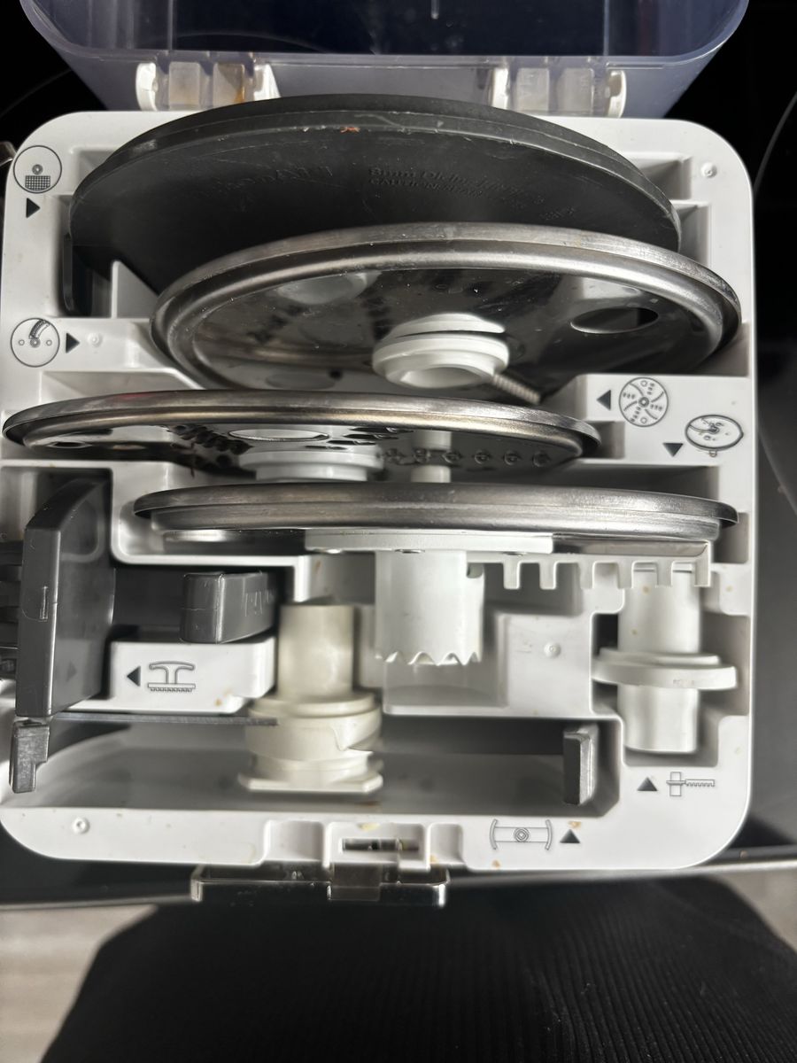 Main image 2