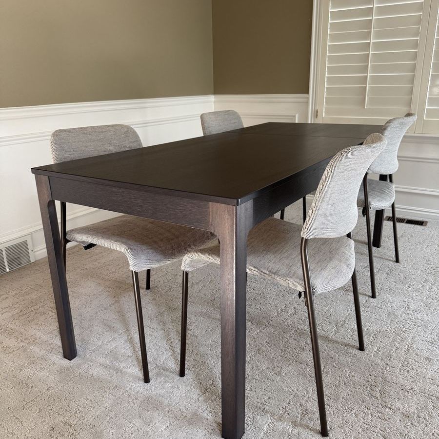 Dining Table and Chairs 