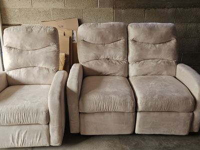 Comfortable 3-Piece Reclining Sofa, Loveseat and Chair