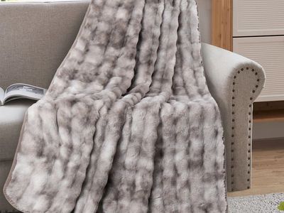 Brentwoof Oversized Waterproof Pet Blanket and Furniture Protector 60in x 70in 1752188 #104316