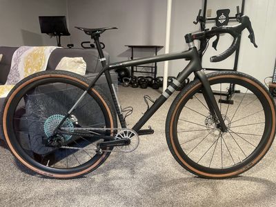 Crux 4 - 10R, size 54, 14.9 lbs