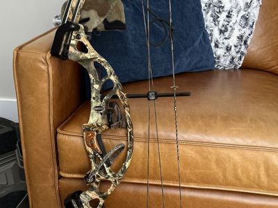 Hoyt XT-2000 Bow