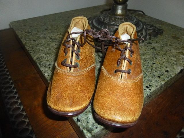 Antique-Childs Leather Lace Up Shoes