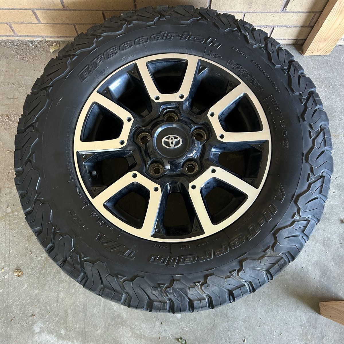 Toyota Tundra TRD 18” Wheels