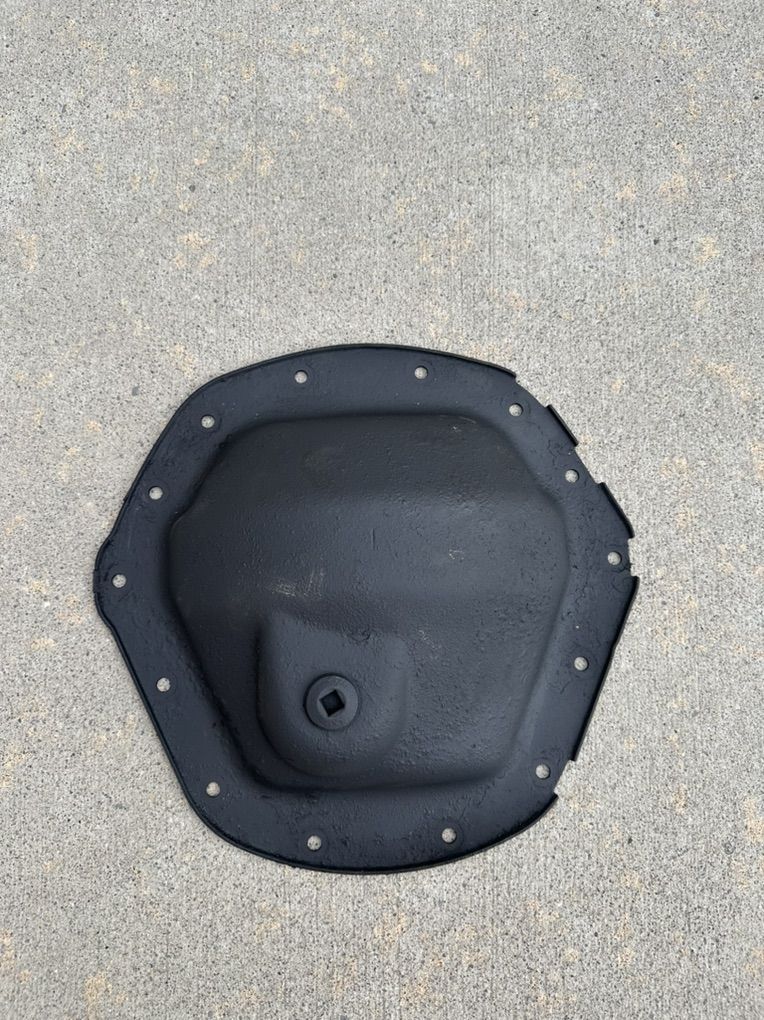 2004 CUMMINS REAR DIFF