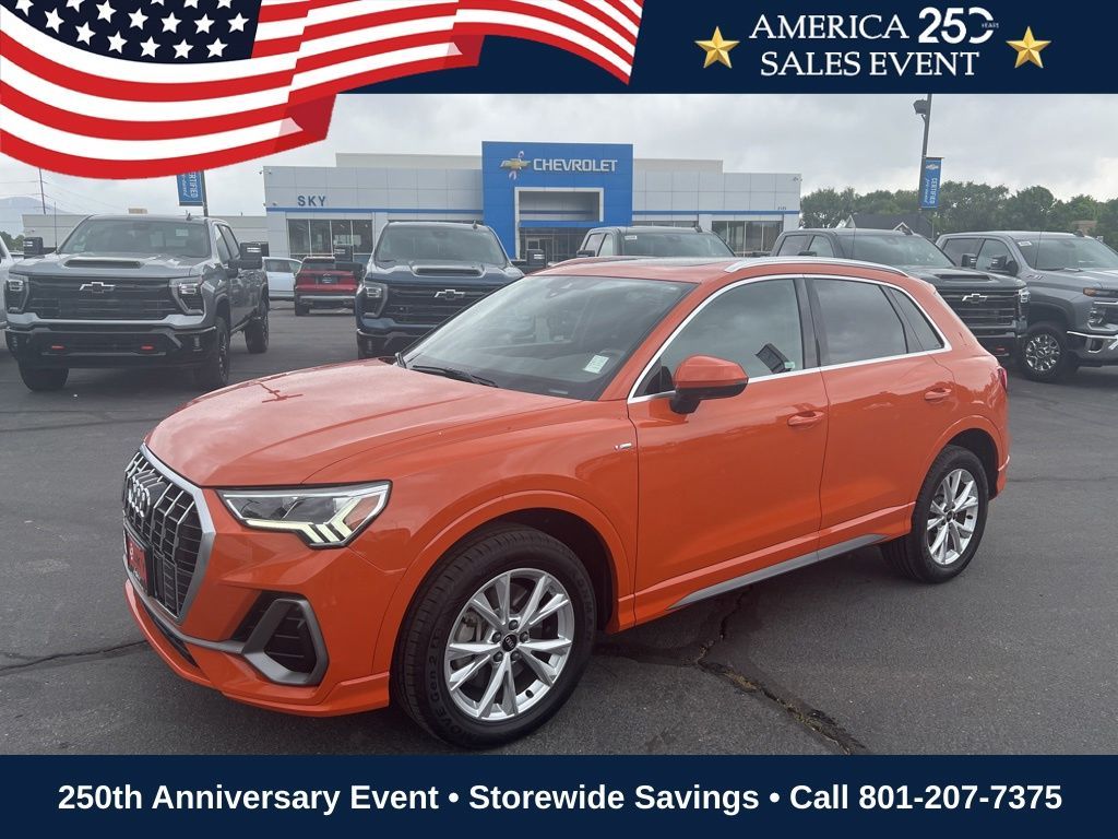 2023 Audi Q3 quattro S line Premium 45 TFSI