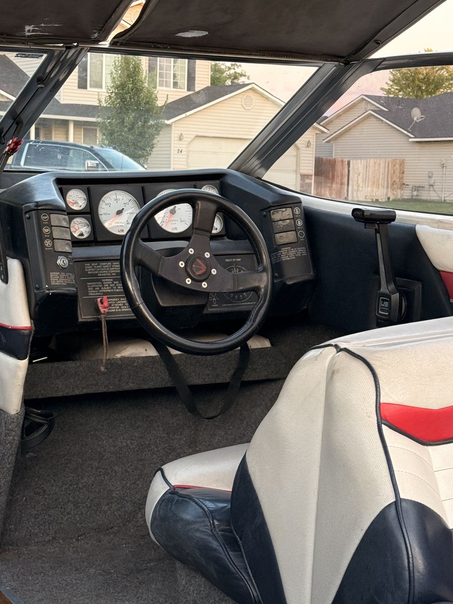 Main image 6