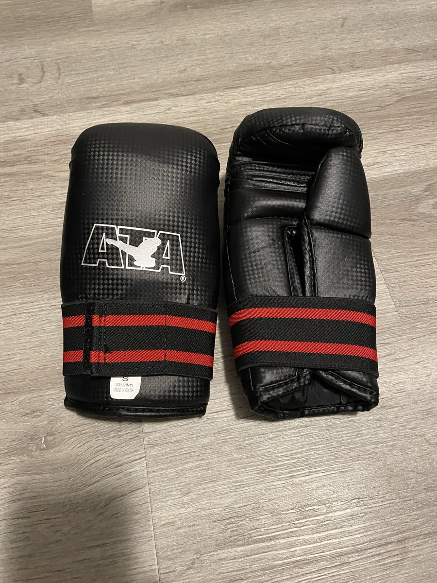 ATA Size Small Martial Arts Taekwondo Vinyl Gloves