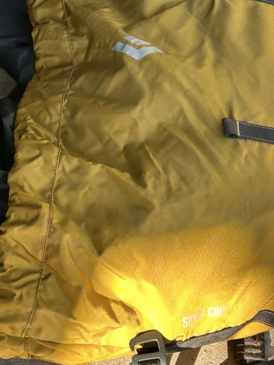 Main image 7