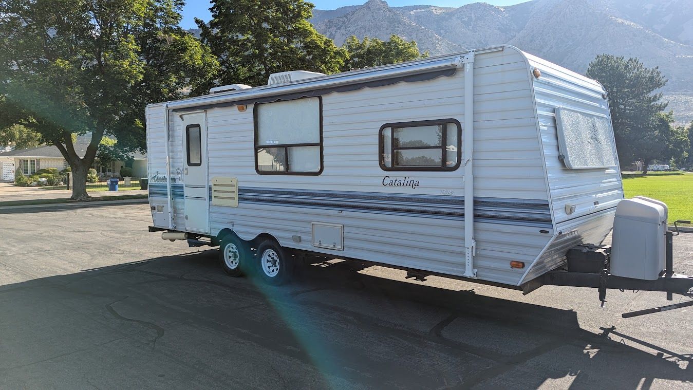 1995 Coachmen Catalina Lite – Ready for Adventure!