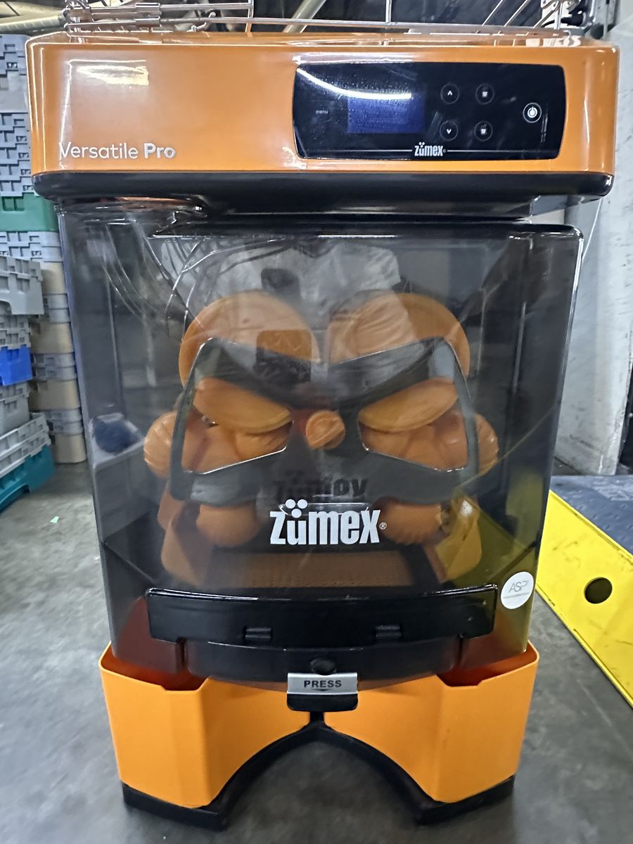 Zumex Versatile Pro Juicer