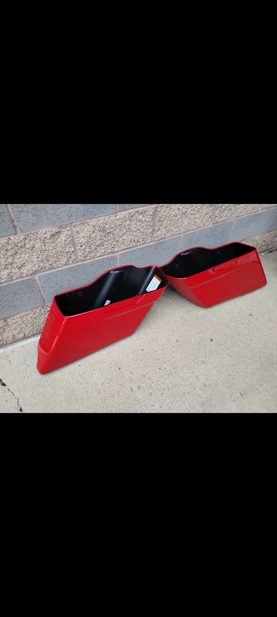 Harley Davidson hard bag motorcycle saddlebags