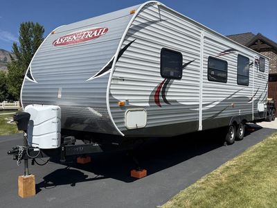 Dutchmen Aspen Trail Travel Trailer Camper with Slide-Out & Full Kitchen
